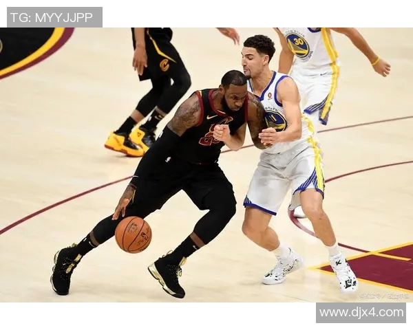 NBA老鹰对阵勇士精彩比赛录像回放分析与精彩瞬间集锦 NBA老鹰对阵勇士精彩比赛录像回放分析与精彩瞬间集锦