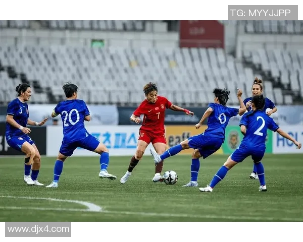新疆本土足球明星盘点及其在中国足球界的影响力分析 新疆本土足球明星盘点及其在中国足球界的影响力分析